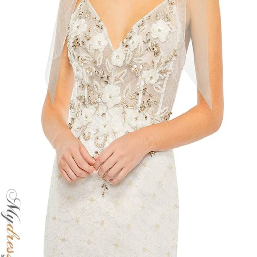 NWT Mac Duggal 50666 Elegant White Floral Embellished Gown